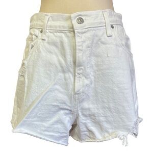 White Levi's High Rise Mom Shorts - Size 31